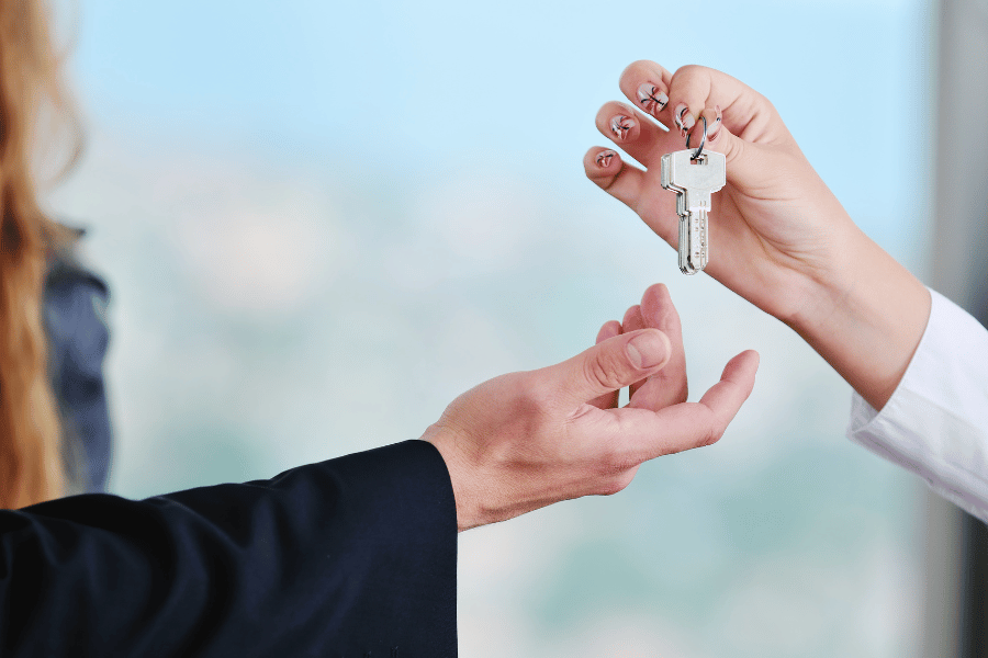 handing over the house keys during a divorce