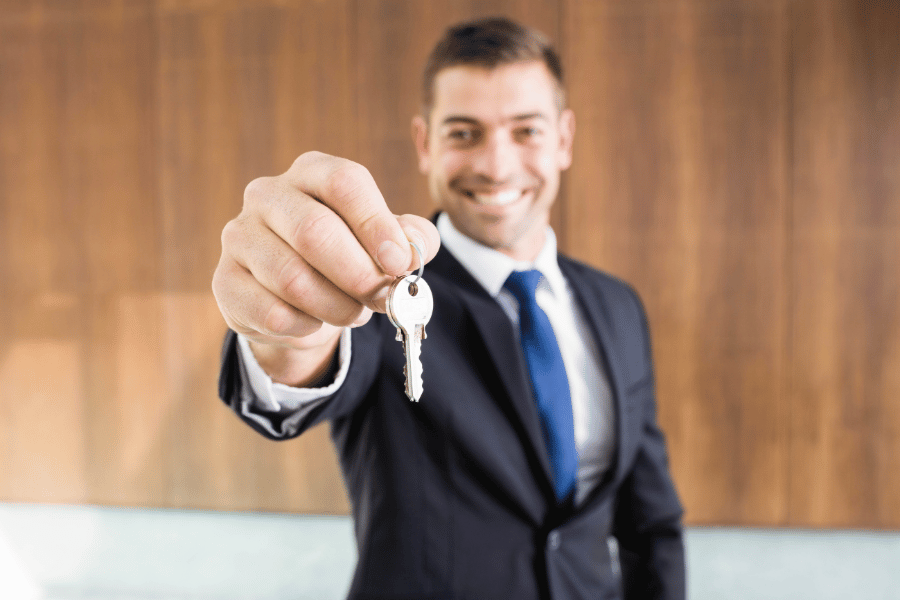 Work with a reliable real estate agent who is qualified and experienced